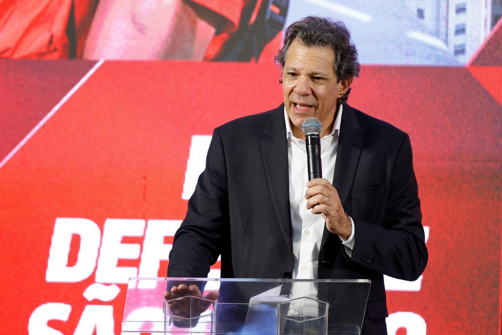 Campanha de Haddad calcula queda de Tarcísio em trackings após áudios 
