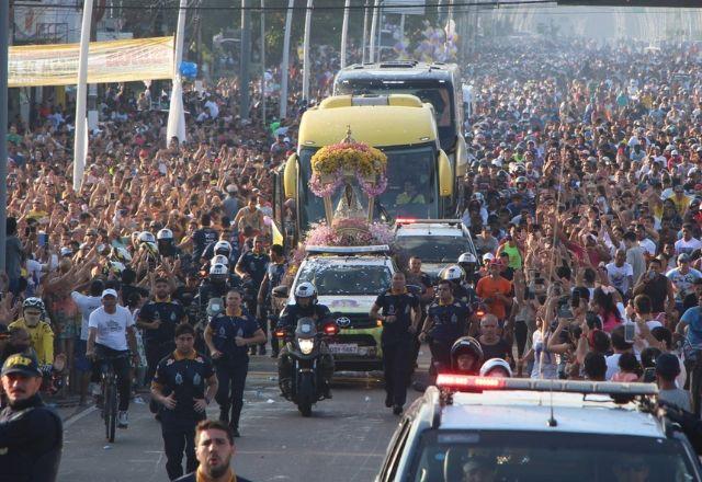Fiéis acompanham romaria do Círio de Nazaré