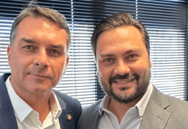 Filipe Sabará e Flávio Bolsonaro | Foto: reprodução/Instagram
