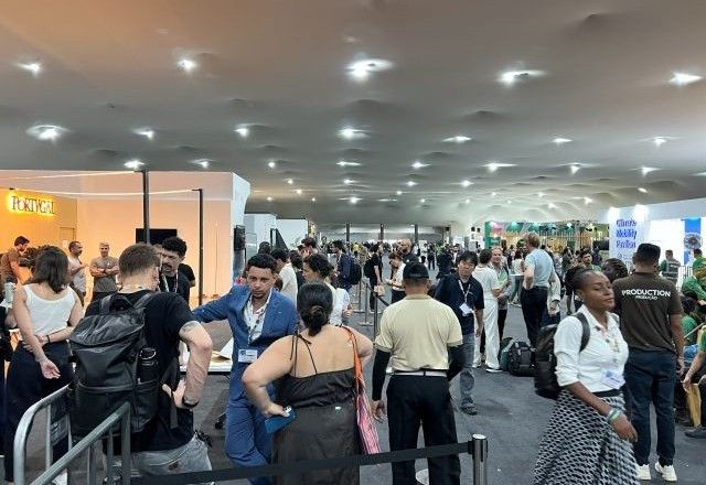 Concentração de pessoas na Blue Zone nesta sexta (21) | Kenzô Machida/SBT