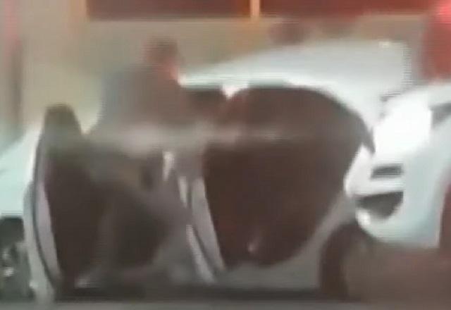 Justiça solta PM envolvido em morte de suspeitos baleados 50 vezes Justiça solta PM envolvido em morte de suspeitos baleados 50 vezes