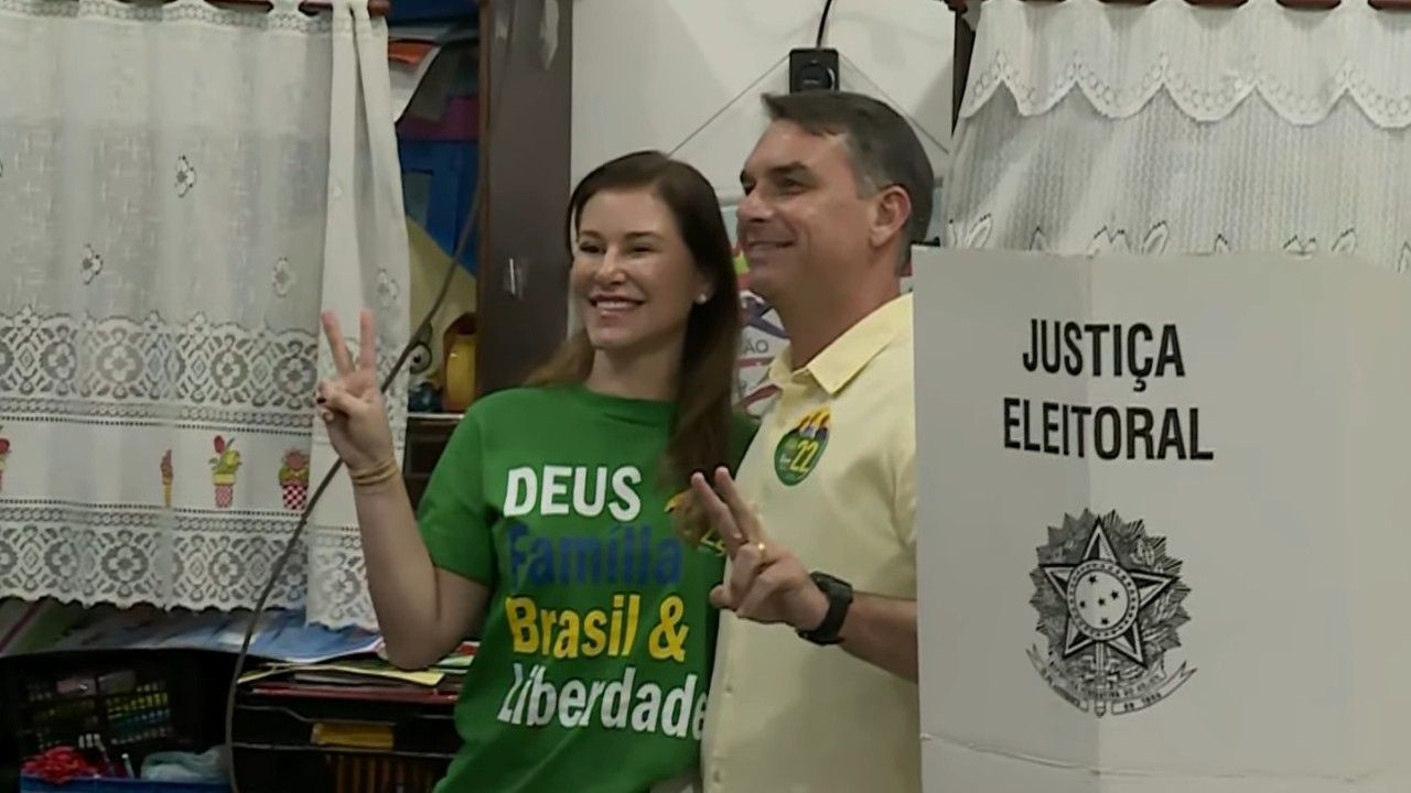 Flávio: "Espero que o Brasil ponha fim a esta era do atraso"