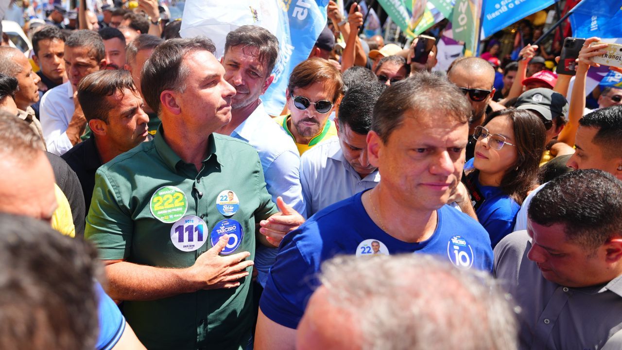 Após crítica, Flávio agradece posicionamento da CNBB Após crítica, Flávio agradece posicionamento da CNBB