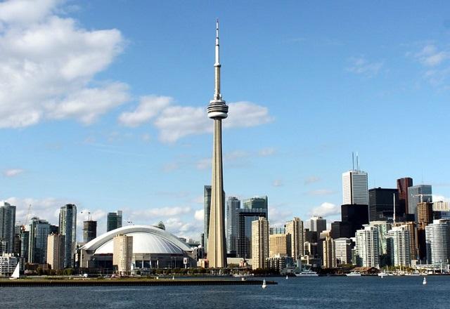 Toronto, capital da província de Ontário, no Canadá (Toronto Skyline/Flickr)