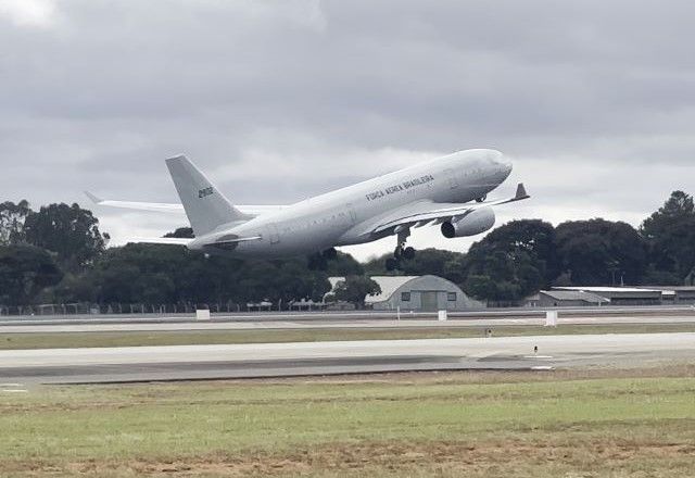 Força Aérea Brasileira, voo com mantimentos ao RS (Reprodução/FAB)
