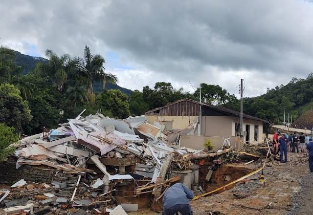 Buscas de vítimas no vale do itajaí/Foto: Corpo de Bombeiros de SC