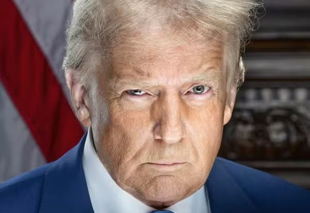 Foto oficial de Trump como 47º presidente dos Estados Unidos| Divulgação