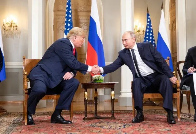 Presidente dos Estados Unidos, Donald Trump, e presidente da Rússia, Vladimir Putin | Flickr