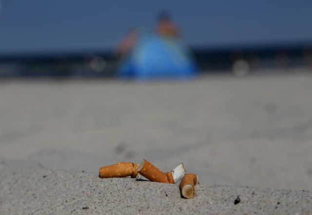Bitucas de cigarro colocam praias brasileiras entre as mais contaminadas do mundo | Freepick