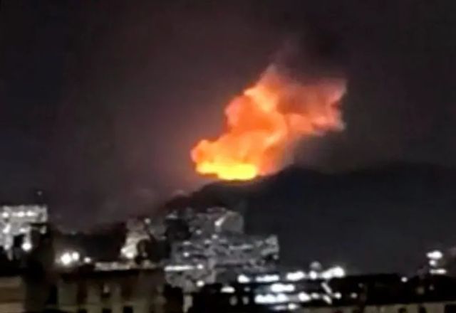 Explosões foram ouvidas durante a madrugada deste sábado (3) em várias regiões do país | Reprodução