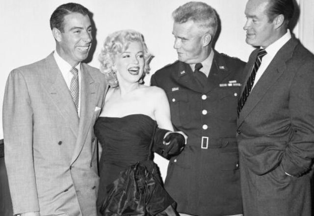 Monroe foi fotografada usando o vestido em 1953 | Divulgação/Julien's Auctions
