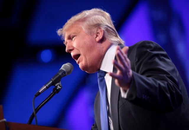 Trump promete "maior operação de deportação da história dos EUA" se eleito