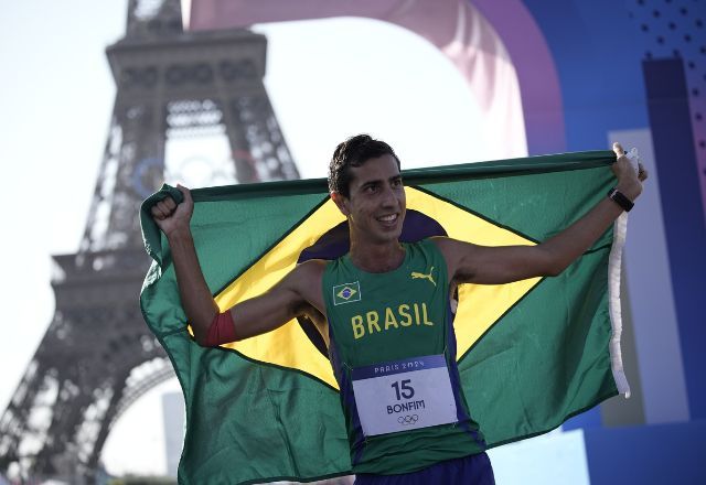 Caio Bonfim conquistou medalha de prata na marcha atlética 20km | Divulgação