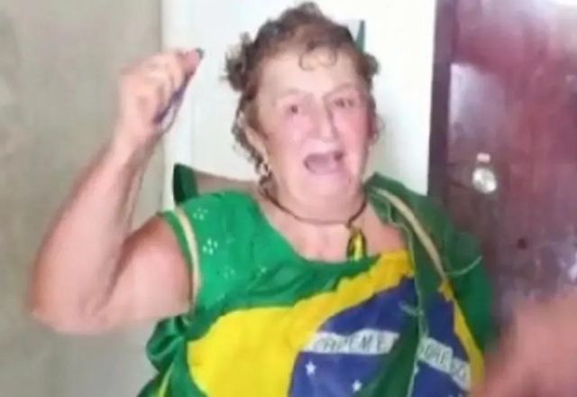 Maria de Fátima Mendonça Jacinto Souza durante invasão ao Palácio do Planalto em 8 de Janeiro de 2023 | Reprodução