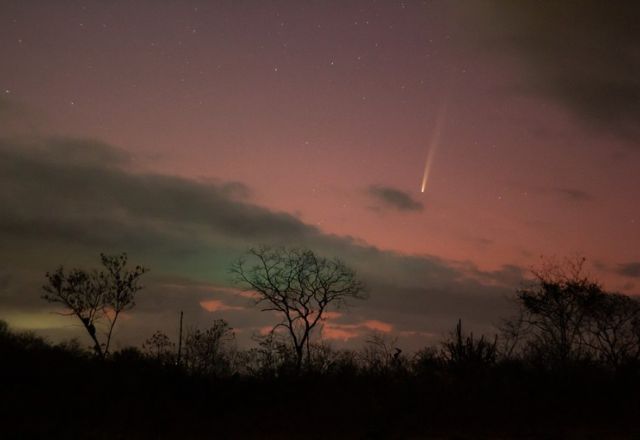Cometa C/2023 A3 (Tsuchinshan-ATLAS) na cidade de Paramoti (CE) | Paulo Régis