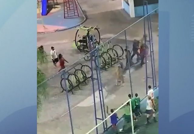 RJ: Pastor é denunciado por agressão contra duas mulheres durante pregação em praça