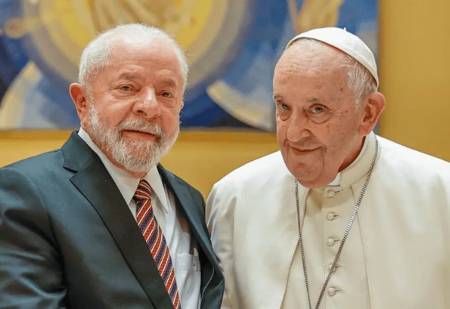 Presidente Lula ao lado do Papa Francisco | Ricardo Stuckert
