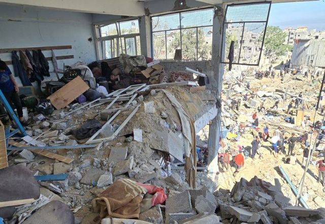 Ataques a escolas em zonas de conflito aumentaram 44% em 12 meses, diz ONU 