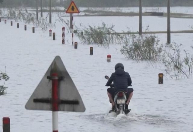 Tempestade provocou inundações em regiões costeiras | Reuters