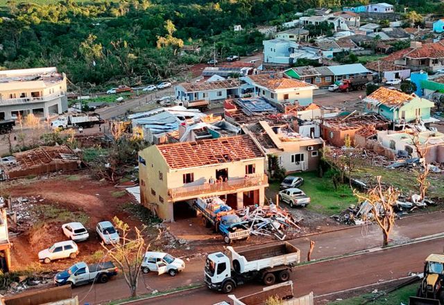 Tornado atingiu Rio Bonito do Iguaçu na última sexta-feira (7) | Valdelino Pontes/SECID