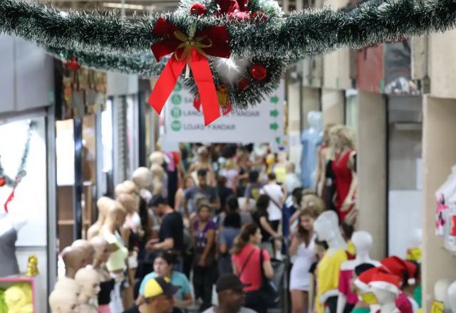 Compras de Natal devem movimentar R$ 72 bilhões no varejo brasileiro | Agência Brasil