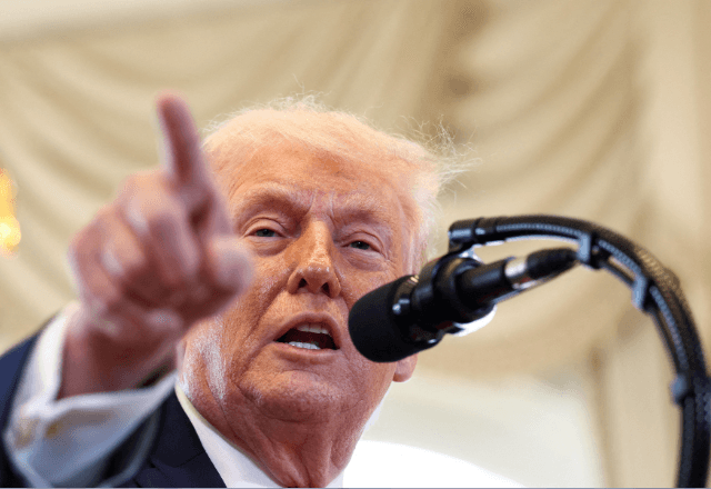 Presidente dos EUA, Donald Trump, durante cerimônia na Flórida | Foto: Kevin Lamarque/Reuters - 16.01.2026