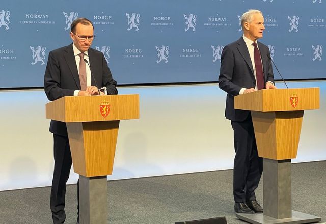 Ministro das Relações Exteriores da Noruega, Espen Barth Eide, e o premiê Jonas Gahr Store | Reprodução/redes sociais