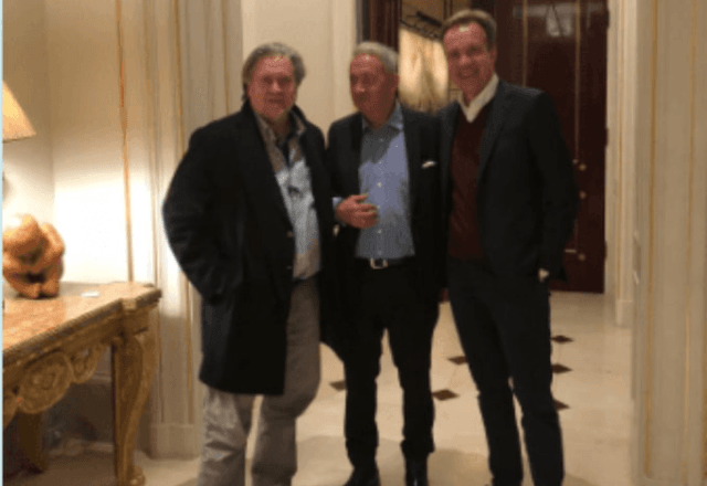 Fórum Econômico Mundial investiga relação de seu CEO com Epstein Fórum Econômico Mundial investiga relação de seu CEO com Epstein