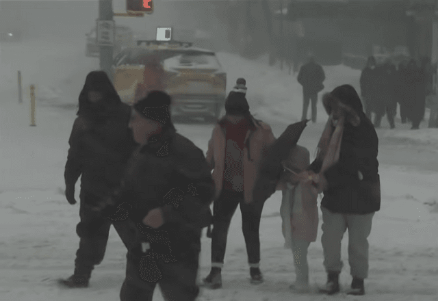 Nova York registra sensação térmica de até -20°C em meio a onda de frio extremo nos EUA Nova York registra sensação térmica de até -20°C em meio a onda de frio extremo nos EUA