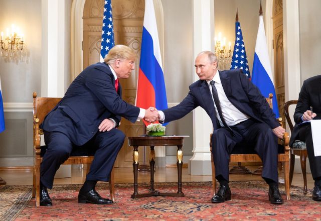 Presidente dos Estados Unidos, Donald Trump, e presidente da Rússia, Vladimir Putin | Flickr