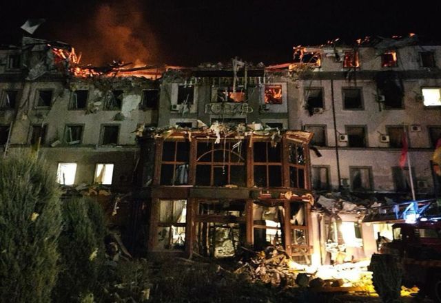 Ataque atingiu um hotel na cidade de Kryvyi Rih | Divulgação/governo da Ucrânia