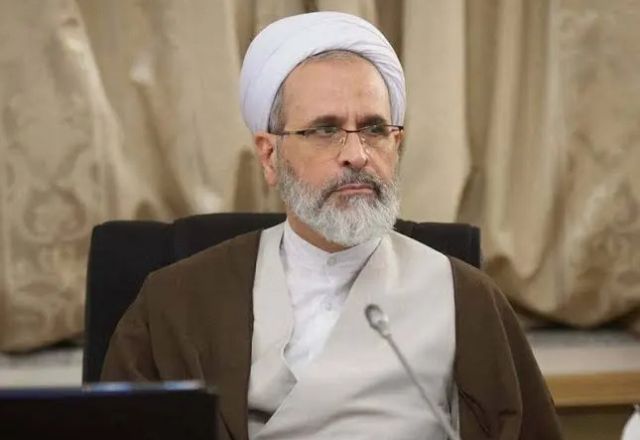 Irã anuncia líder supremo interino Alireza Arafi | Reprodução