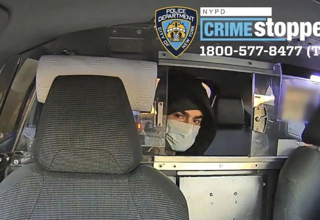 Foto do homem divulgada pela Polícia de Nova York | Divulgação/NYPD