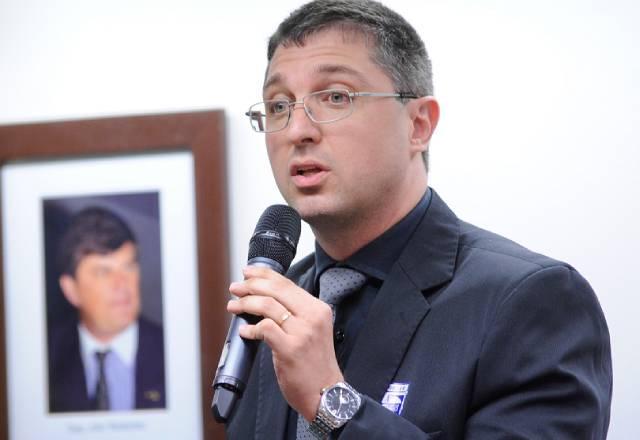 Franco Perazzoni