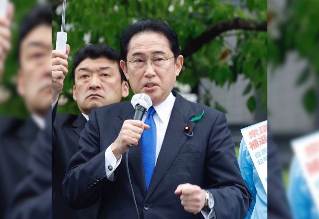 Fumio Kishida, primeiro-ministro do Japão, durante fala à imprensa, em julho | Reprodução/Instagram