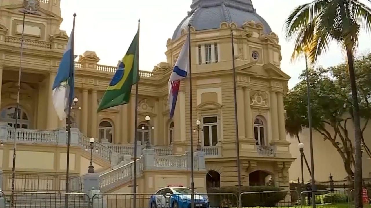 Escutas são encontradas em gabinete do governador do Rio