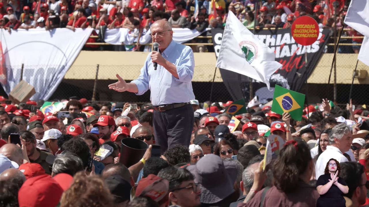 Alckmin chama estádio da Vila Euclides de Vila Belmiro Alckmin chama estádio da Vila Euclides de Vila Belmiro