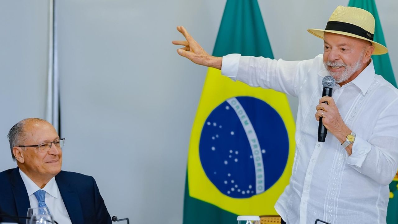 PT tem no PSD principal aliado 'de centro' nos estados PT tem no PSD principal aliado 'de centro' nos estados