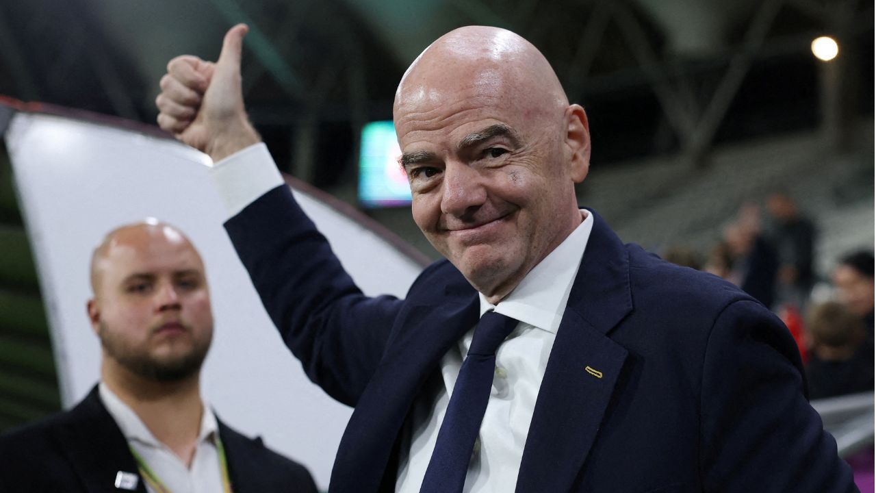 Confederação Africana de Futebol declara apoio a Infantino