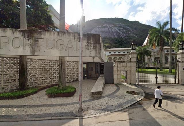 Funcionários do Consulado e parentes do cônsul teriam sido feito reféns (Reprodução/Google)