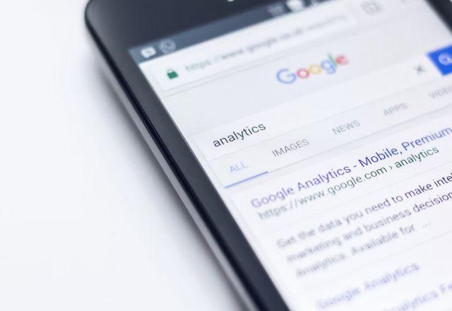 Google domina 28% das receitas globais de publicidade. União Europeia quer reduzir domínio no mercado de publicdade da gigante dos EUA | Unsplash