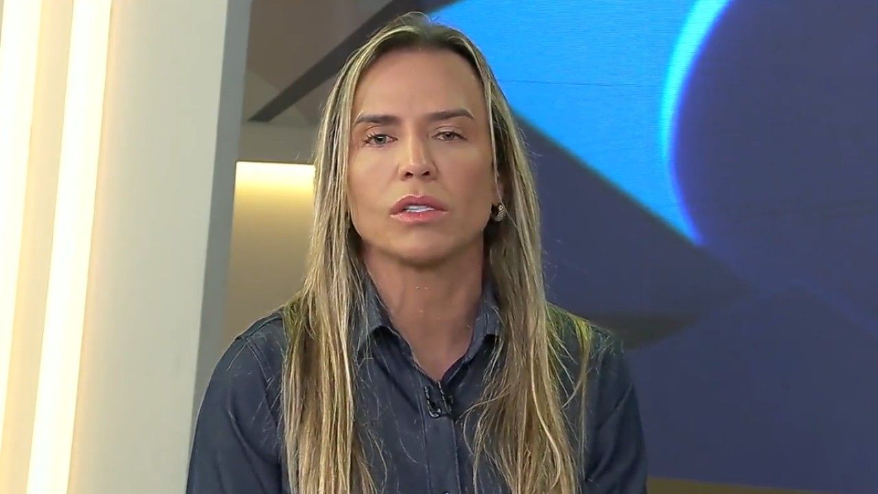 Celina propõe reestruturação salarial para médicos do DF Celina propõe reestruturação salarial para médicos do DF