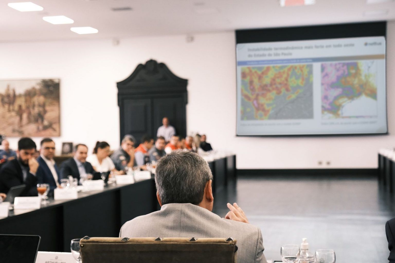 Governo de SP cria gabinete para lidar com problemas de eletricidade no estado