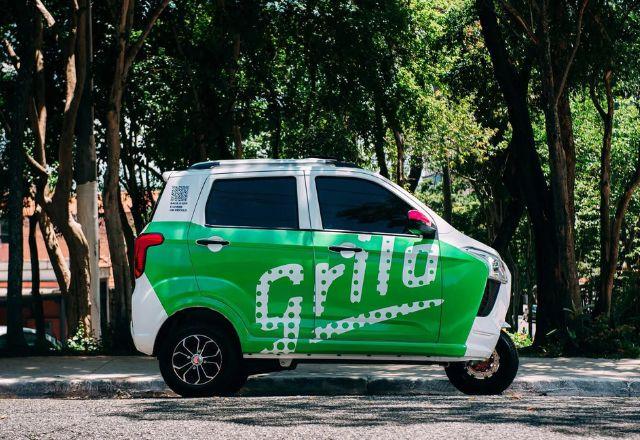 Em São Paulo, os veículos tinham capacidade de até dois passageiros, podendo atingir velocidade máxima de 50 km/h | Reprodução/Grilo