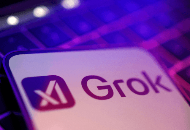 Ilustração com logotipos da xAI e da Grok | Reprodução/Reuters