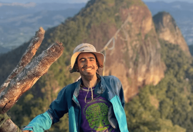 BrasilTurista morto na Chapada dos Veadeiros não estava preso ao highline, diz associação Gustavo Guimarães usava colete de segurança, mas não estava conectado à linha de proteção, segundo a Associação Internacional de Slackline