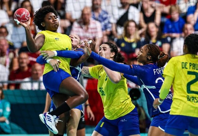 Brasil está com duas derrotas e apenas uma vitória no handebol feminino | Wander Roberto/COB