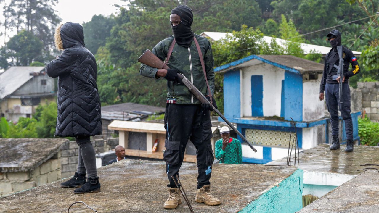 Imagem da notícia: ONU estende missão anti-gangues no Haiti por seis meses Imagem da notícia: ONU estende missão anti-gangues no Haiti por seis meses