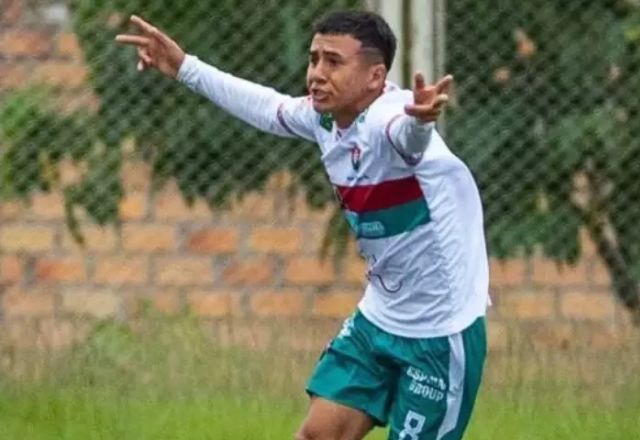 No Peru, jogador morre após violento choque com o goleiro | Foto: Reprodução
