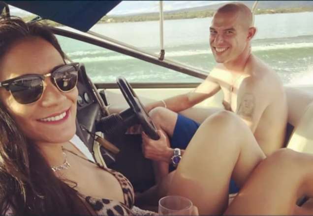 Homem atira na cabeça da noiva e comete suicídio em Ribeirão Preto Homem atira na cabeça da noiva e comete suicídio em Ribeirão Preto